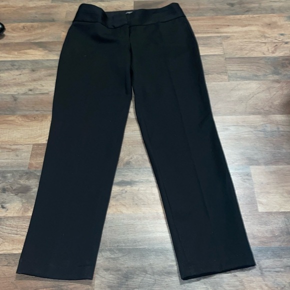 NWOT Express Editor Slacks.  Size 0 Short. - Picture 10 of 12